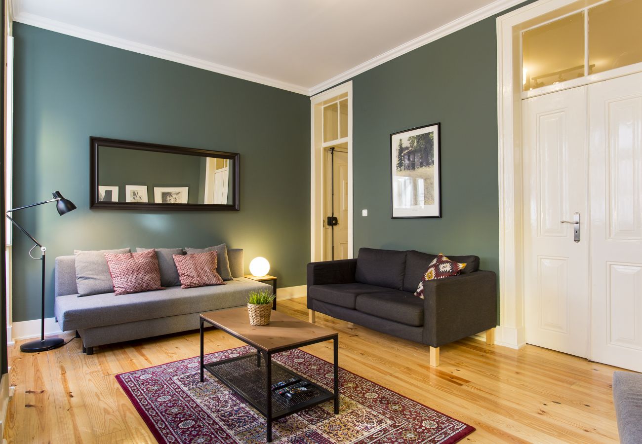 Apartamento em Lisboa - Central Apt w/Patio up to 17guests by Central Hill