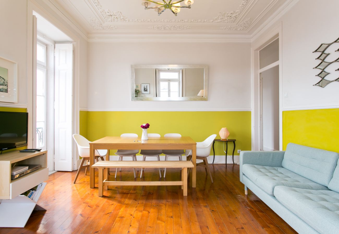 Apartamento em Lisboa - Large Bairro Alto 2 up to 22guests by Central Hill