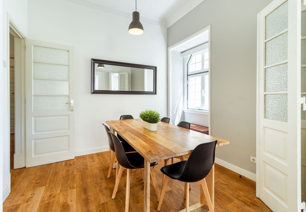 Apartment in Lisbon - Central Chiado RC by Central Hill