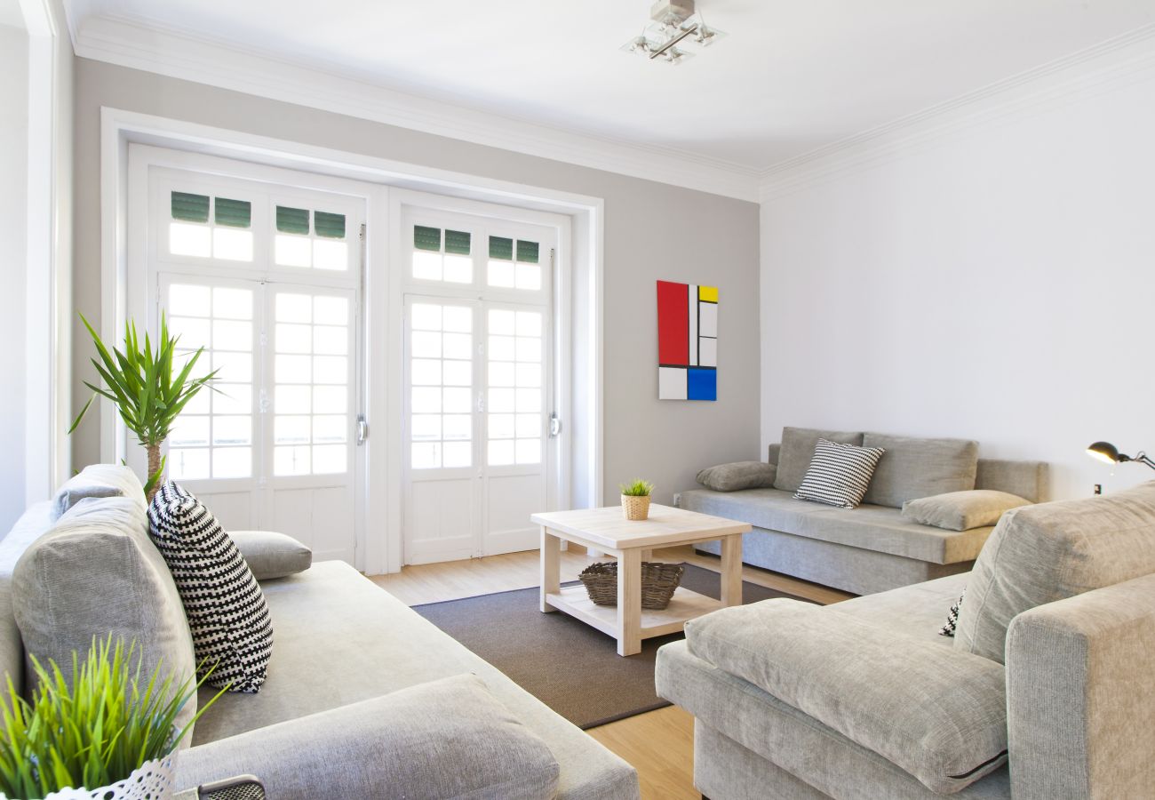 Apartment in Lisbon - Central Chiado 2E by Central Hill