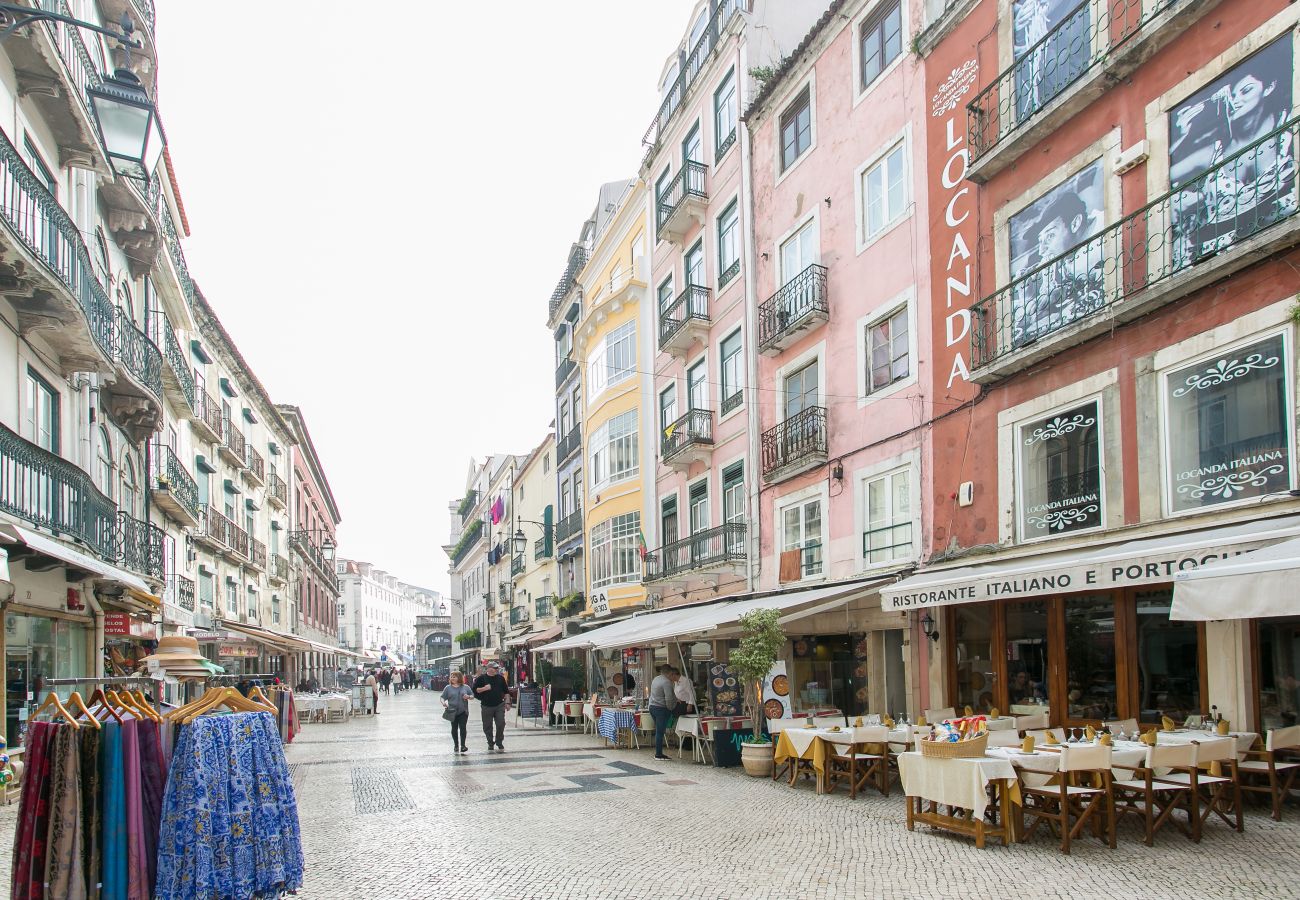 Apartment in Lisbon - Cozy Central Downtown IV by Central Hill