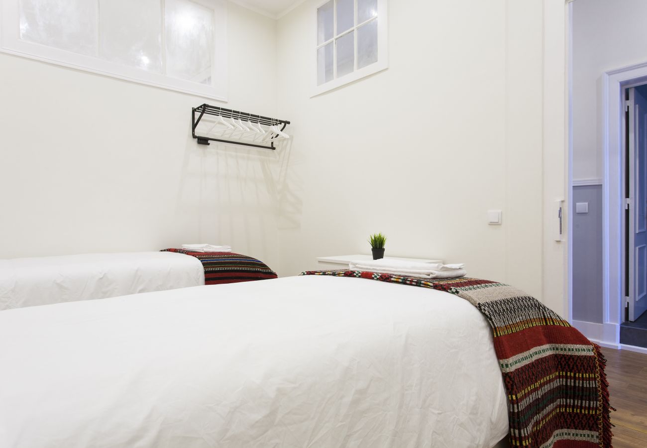 Apartamento en Lisboa ciudad - Big Bairro Alto 2D up to 25 guests by Central Hill