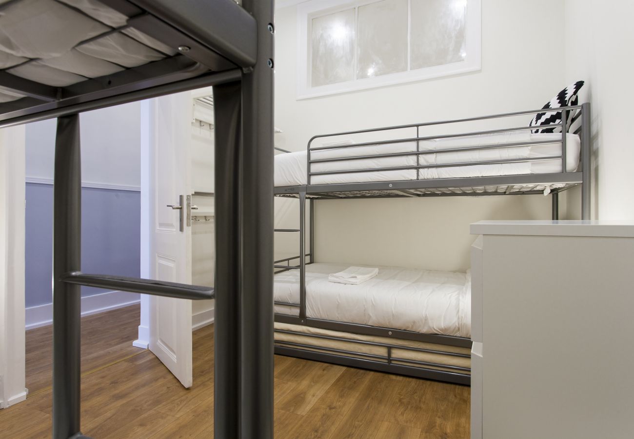 Apartamento en Lisboa ciudad - Big Bairro Alto 2D up to 25 guests by Central Hill