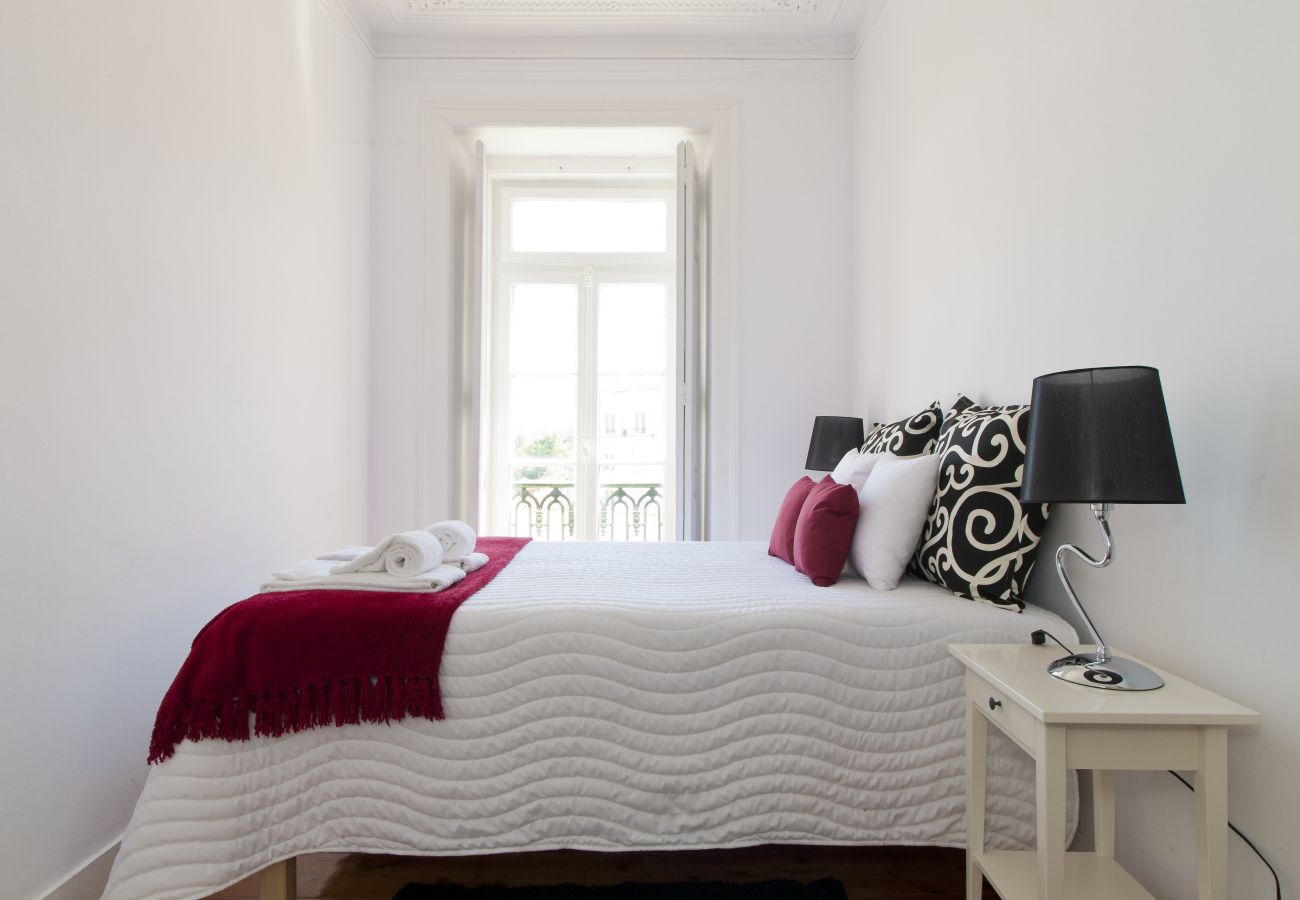 Apartamento en Lisboa ciudad - Bairro Alto w/ View up to 20guests by Central Hill