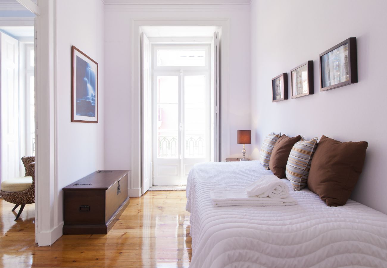 Apartamento en Lisboa ciudad - Bairro Alto w/ View up to 20guests by Central Hill