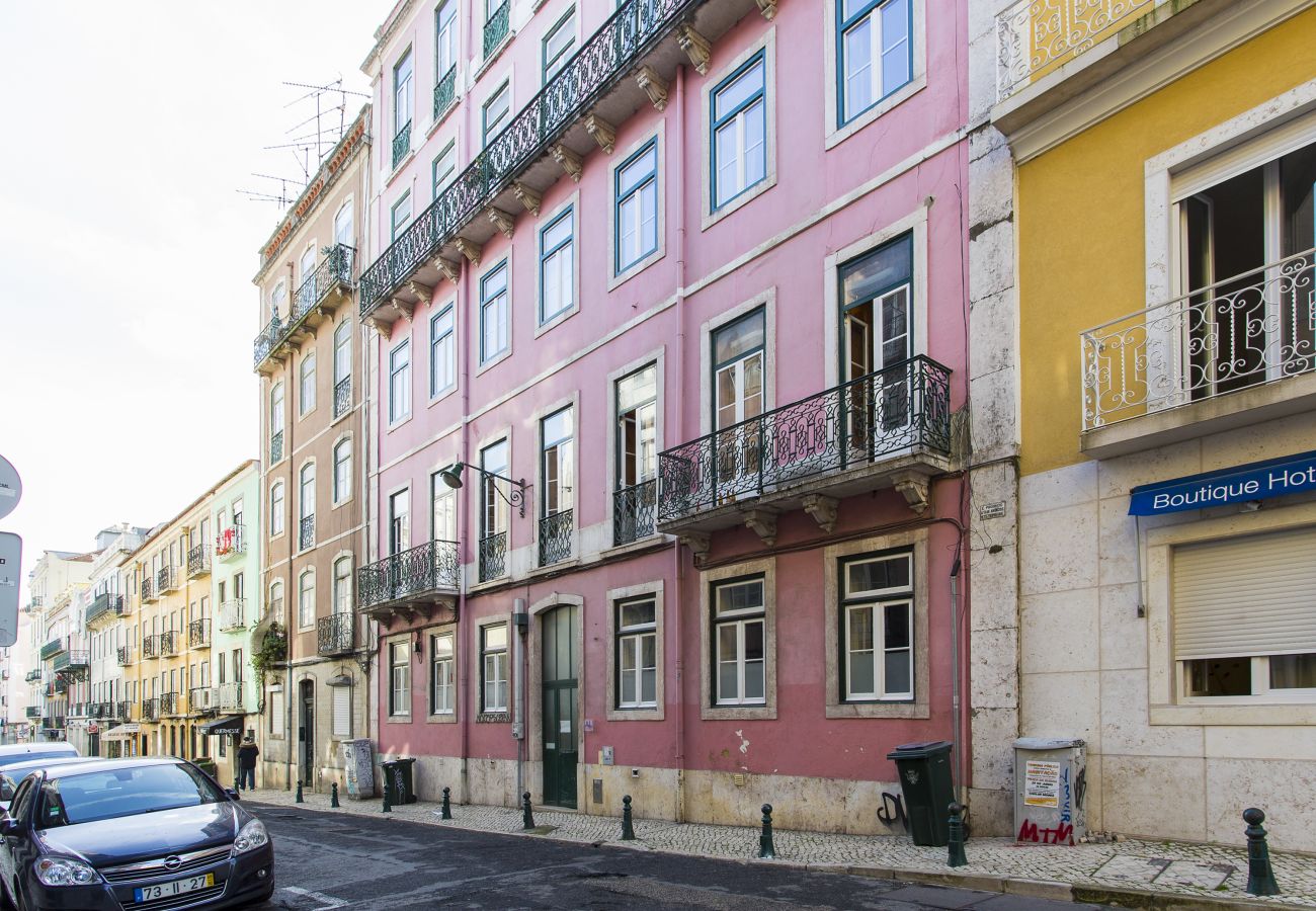 Appartement à Lisbonne - Central Apt w/Patio up to 17guests by Central Hill